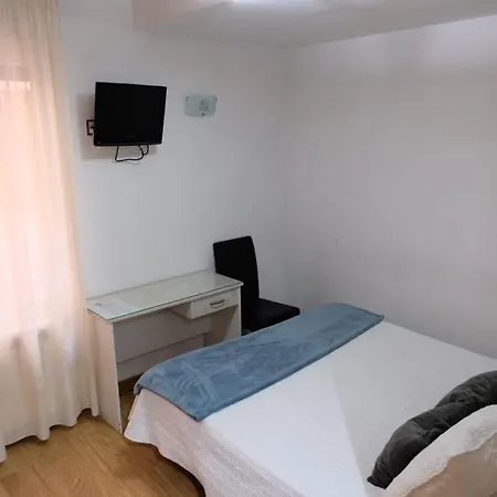 Guest house Don Rodrigo Zamora